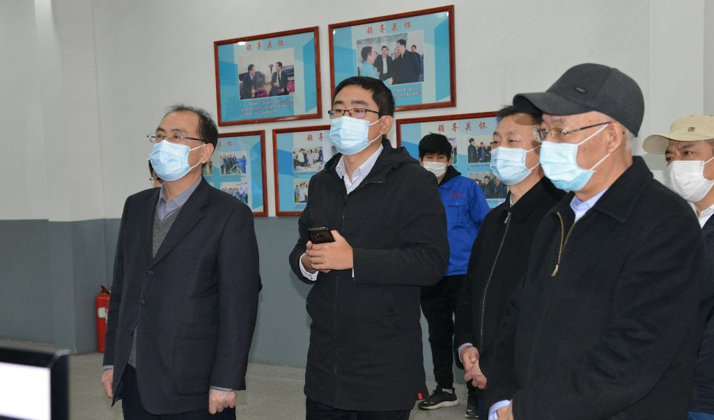 國家工信部規(guī)劃司副司長宋志明蒞臨天瑞重工考察調(diào)研.jpg